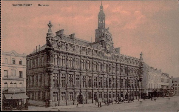 Rathaus von Valenciennes Vorderseite