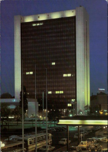 Berlin - Hauptstadt der DDR, Internationales Handelszentrum Vorderseite
