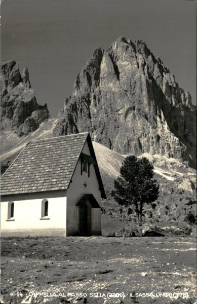 Cappella Al Passo Sella Vorderseite