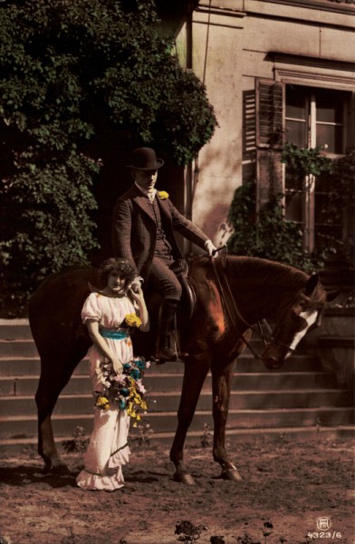 Mann und Frau mit Pferd