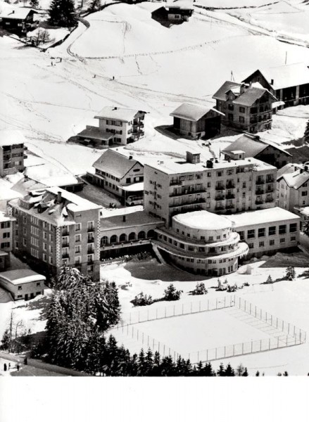 Grand - Hotel Schweizerhof, Lenzerheide - Flugaufnahmen Vorderseite