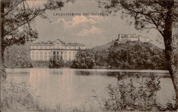 Schloss Leopoldskron bei Salzburg Vorderseite