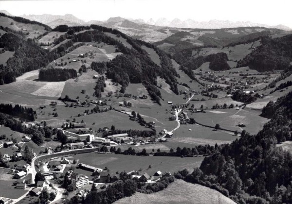 Necker SG (Togg.) mit Churfirsten - Flugaufnahmen Vorderseite