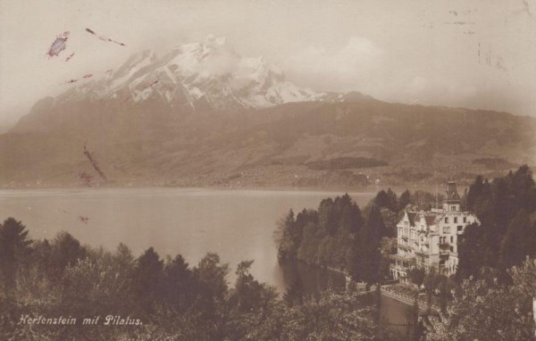 Herfenstein mit Pilatus Vorderseite