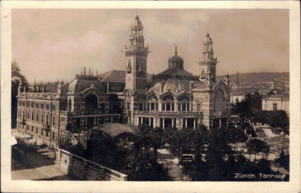 Tonhalle in Zürich Vorderseite