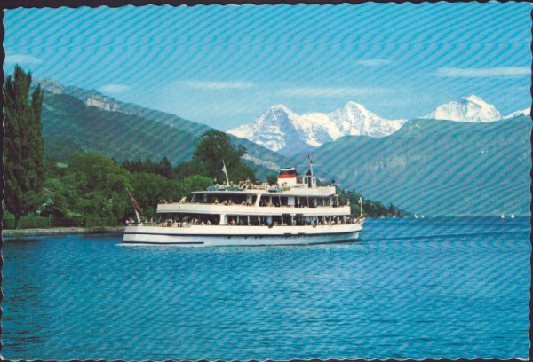 Thunersee mit Eiger - Mönch und Jungfrau