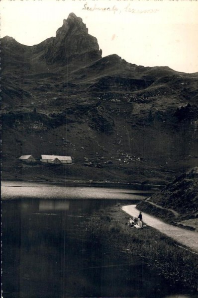 Seebenalp-See mit Sexmoor Vorderseite