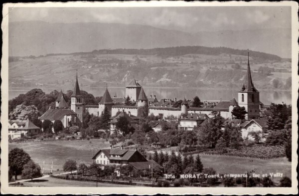 Morat, Murten. Tours, Remparts, Lac et Vully