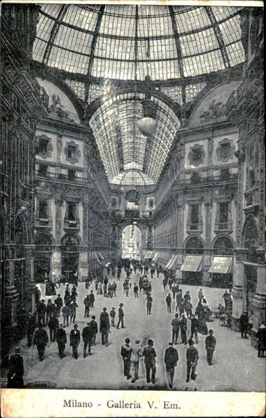 Bahnhof Milano Centrale Vorderseite