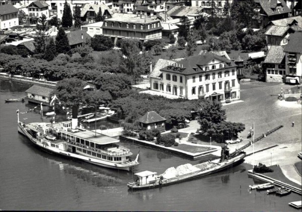 Küssnacht, Hotel Seehof du Lac, Flugaufnahme Vorderseite