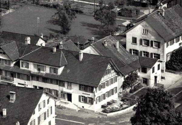 Rest. Kreuzstrasse, Turbenthal ZH - Flugaufnahmen Vorderseite