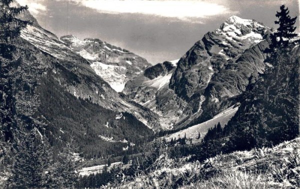 Maderanertal Hotel S.A.C., Hüfigletscher, Düssistock Vorderseite