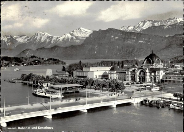 Luzern - Bahnhof und Kunsthaus Vorderseite