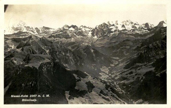 Niesen-Kulm und Blüemlisalp Vorderseite