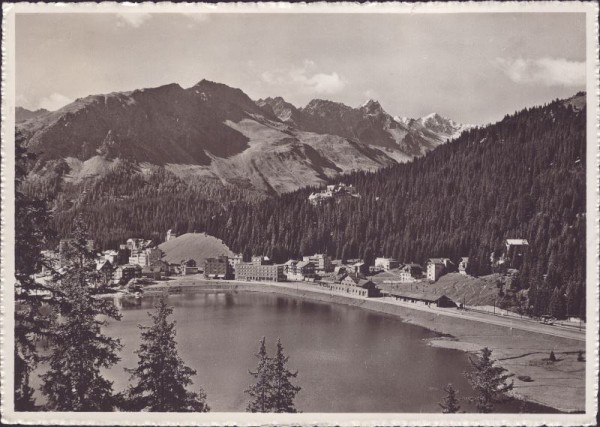 Arosa. Obersee mit Bahnhof und Posthotel. Rot- u. Erzhorn. 1944