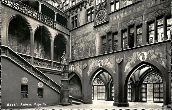 Basel. Rathaus, Hofpartie Vorderseite