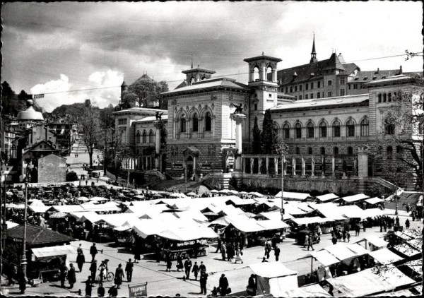 Lausanne, Place de la Riponne Vorderseite
