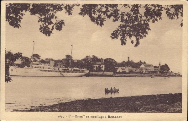 Benodet, L'Orion au mouillage