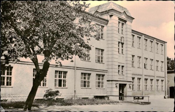 Neukirchen/Erzgeb. - Georgi-Dimitroff-Schule Vorderseite