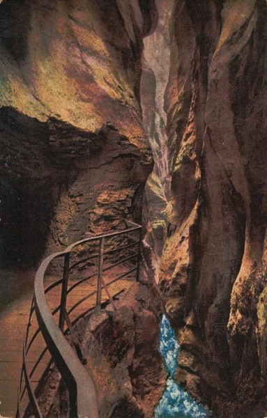Meiringen. Aareschlucht Vorderseite