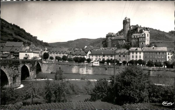 Estaing (Aveyron) Vorderseite