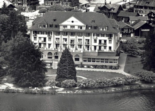 Park - Hotel Gunten am Thunersee  BE - Flugaufnahmen Vorderseite