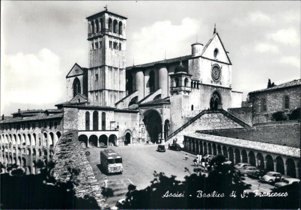 Basilica di San Francesco Vorderseite