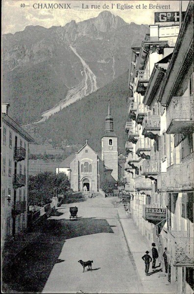 Chamonix, La rue de l Eglise et le Brevent Vorderseite