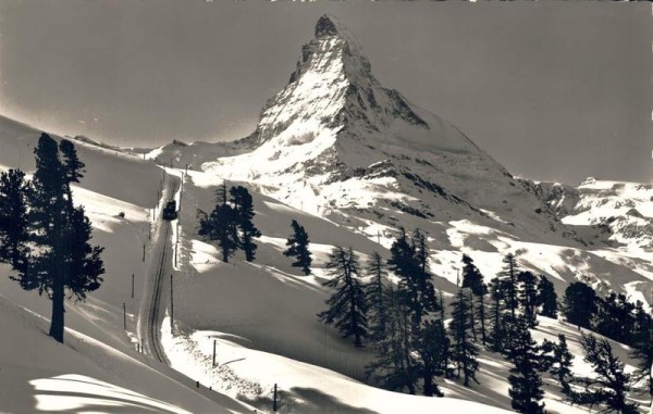 Zermatt, Gornergratbahn auf Riffelalp, Matterhorn Vorderseite