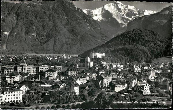 Intelaken und die Jungfrau (4166 m) Vorderseite