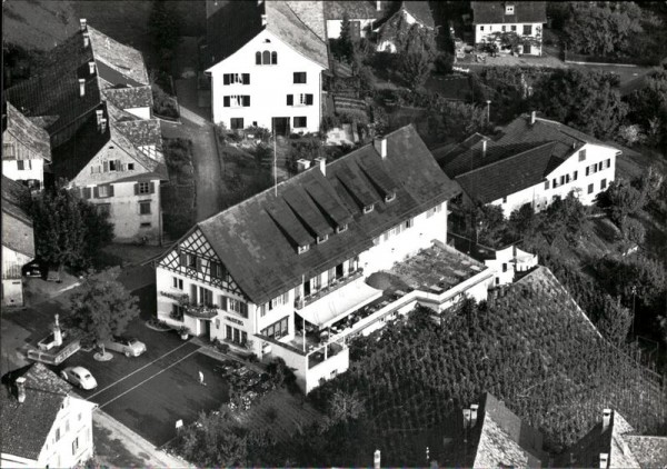 Stäfa, Grundhalde, Flugaufnahme Vorderseite
