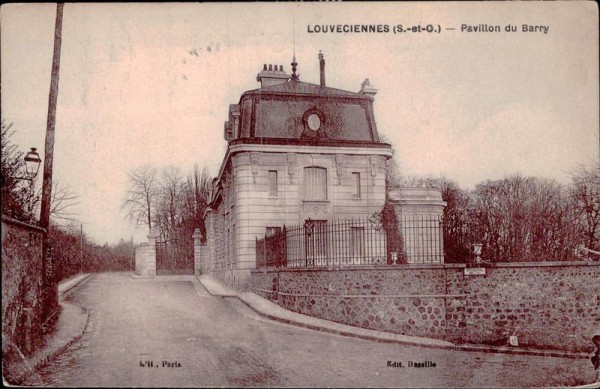 Louveciennes Vorderseite
