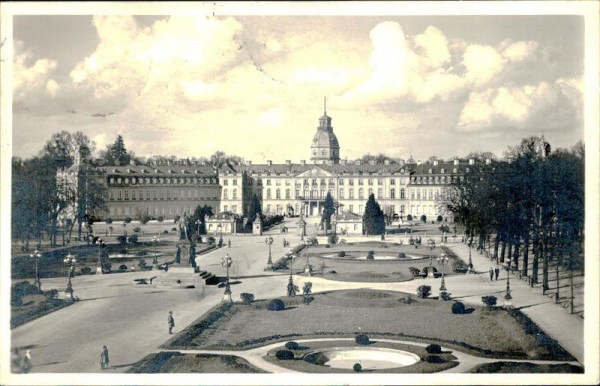 Schloss Karlsruhe Vorderseite