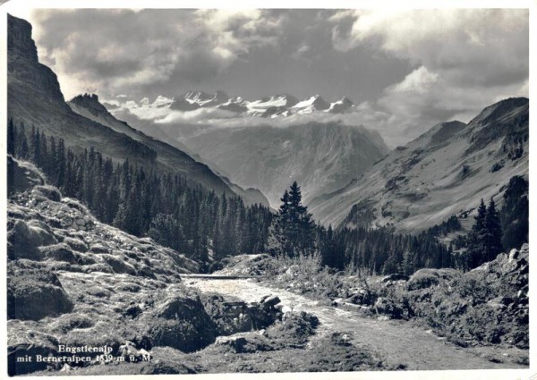 Engstlenalp mit Berneralpen Vorderseite