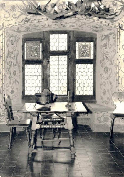 Heimatmuseum Rapperswil. Winkel in der gotischen Halle Vorderseite