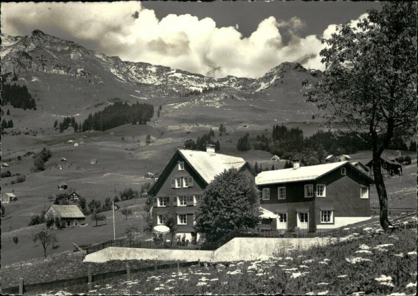 Amden, Heimstätte "Bienenheim" Vorderseite