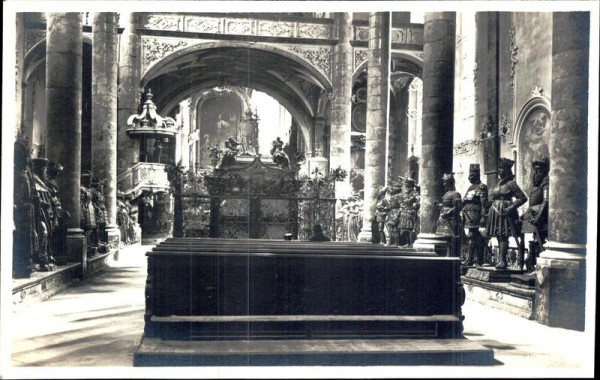Innsbruck Hofkirche Vorderseite