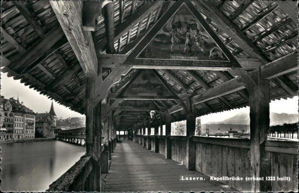 Luzern. Kapellbrücke (erbaut 1333 built) Vorderseite