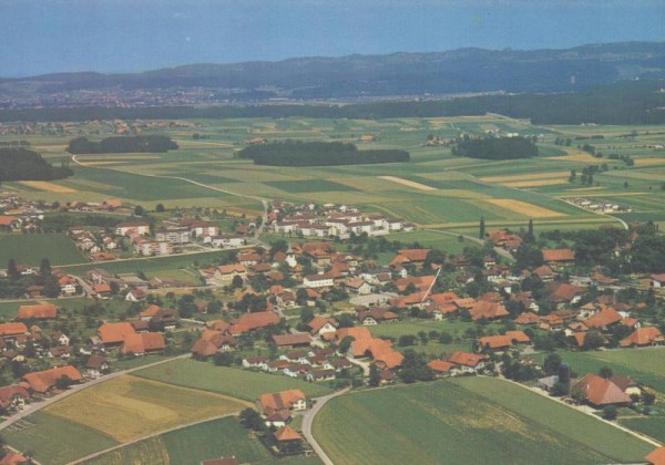 Jegenstorf BE  -  Flugaufnahmen Vorderseite