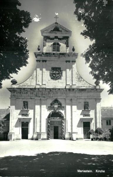 Mariastein, Kirche Vorderseite