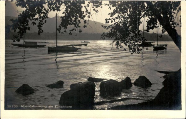 Abendstimmung am Zürichhorn Vorderseite