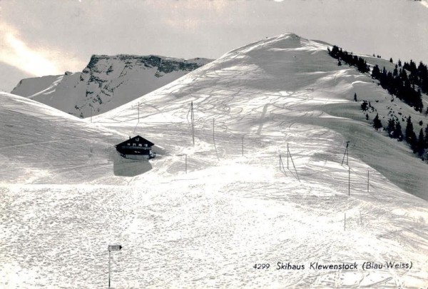Skihaus Klewenstock (Blau-Weiss) Vorderseite
