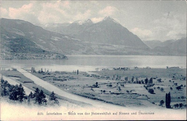 Interlaken - Blick von der Heimwehfluh auf Niesen und Thunersee Vorderseite