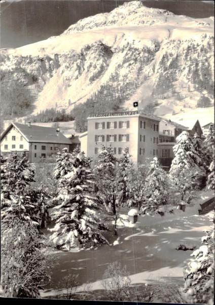 Golf - Hotel des Alpes Samaden Vorderseite