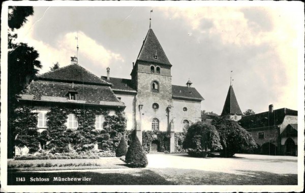 Schloss Münchenwiler Vorderseite