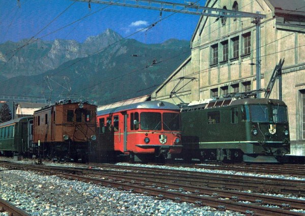 Zwei Triebfahrzeug-Generationen der Rhätischen Bahn, Ge 2/4, Pendelzug 760 kW, Thyristor Lokomotive Ge 4/4 II Vorderseite