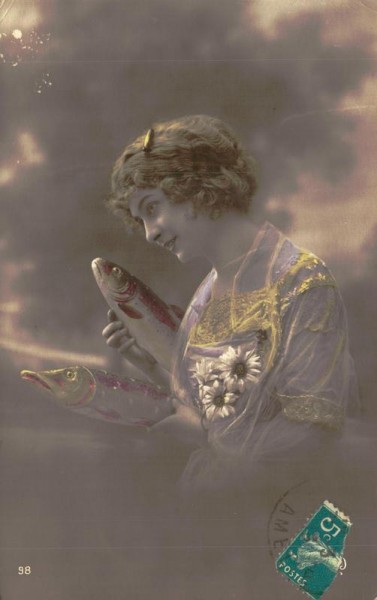 Frau mit Fische Vorderseite