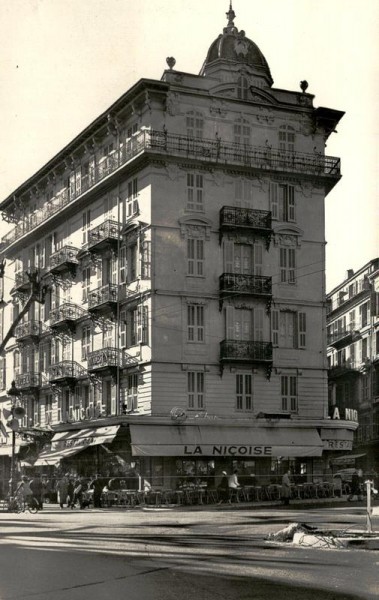 Nice, Hotel Moderne Vorderseite