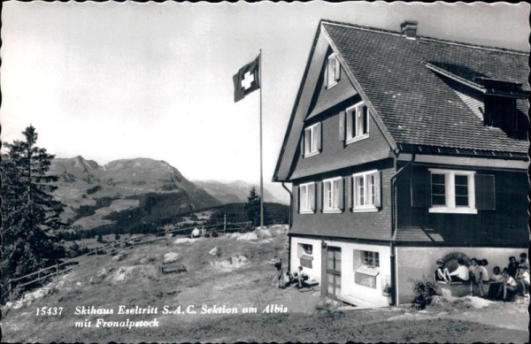 Skihaus Eseltritt, S.A.C. Sektion am Albis Vorderseite