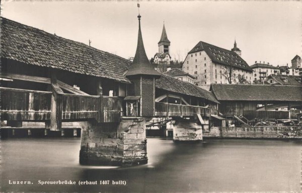 Luzern. Spreuerbrücke (1407 erbaut) Vorderseite